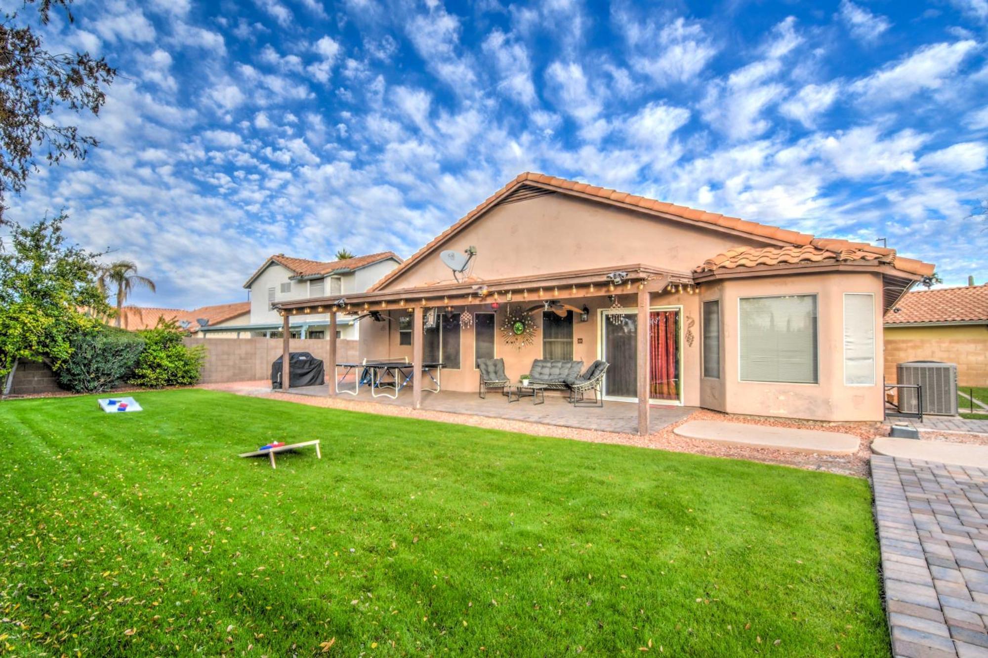 Route 66 Oasis In Downtown Gilbert With Heated Pool & Mini Golf Villa Exterior photo
