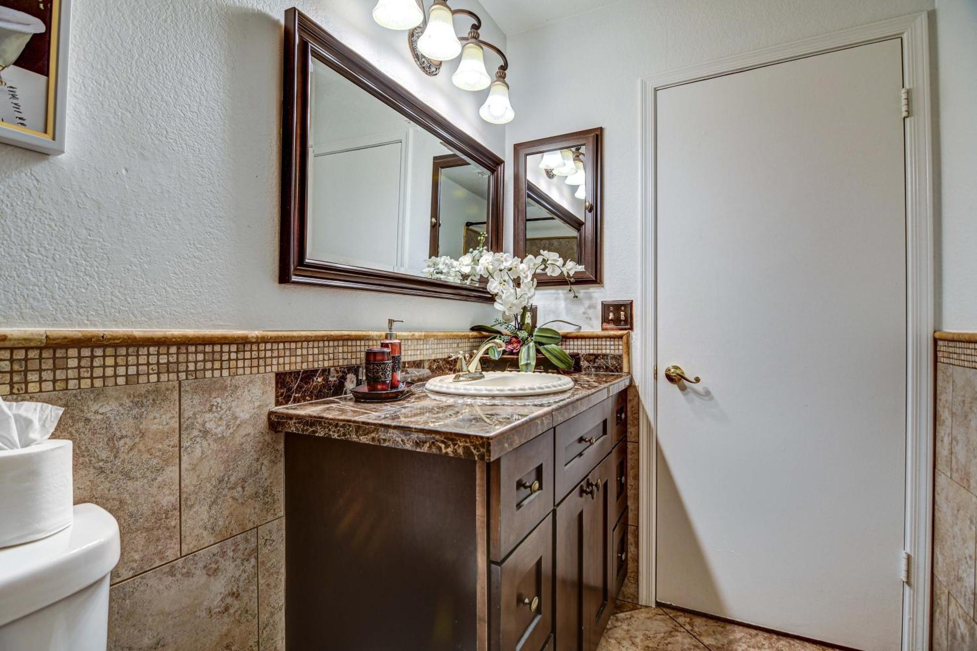 Route 66 Oasis In Downtown Gilbert With Heated Pool & Mini Golf Villa Exterior photo